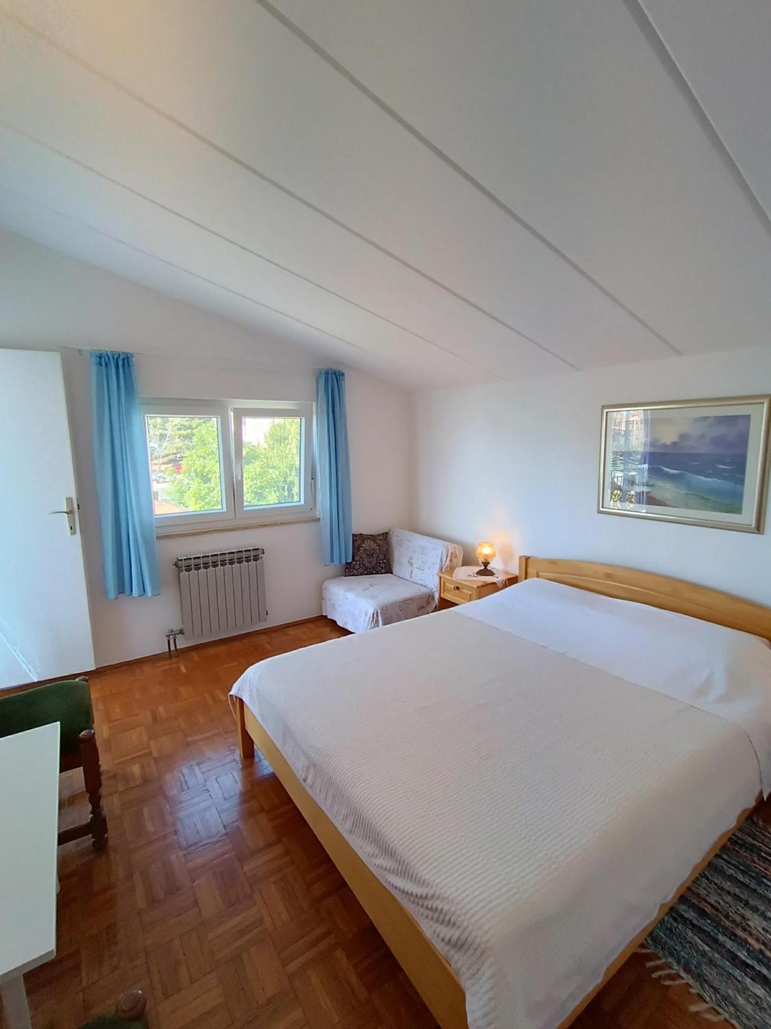 Levak Apartments - Apt. 1 Pjescana Uvala Eksteriør billede
